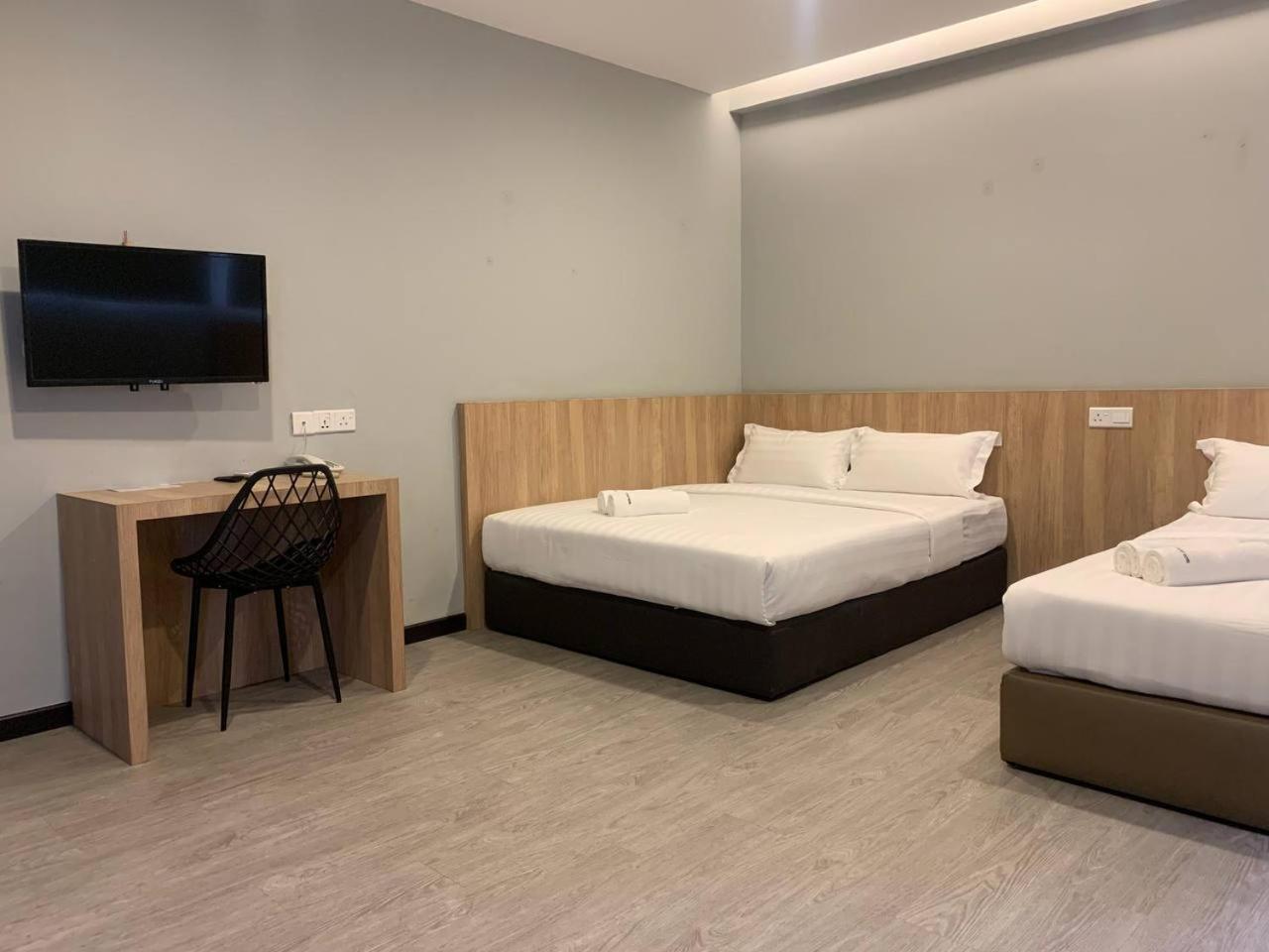 The Daily Hotel Kota Kinabalu Kültér fotó