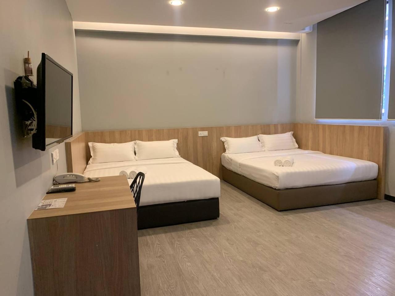 The Daily Hotel Kota Kinabalu Kültér fotó