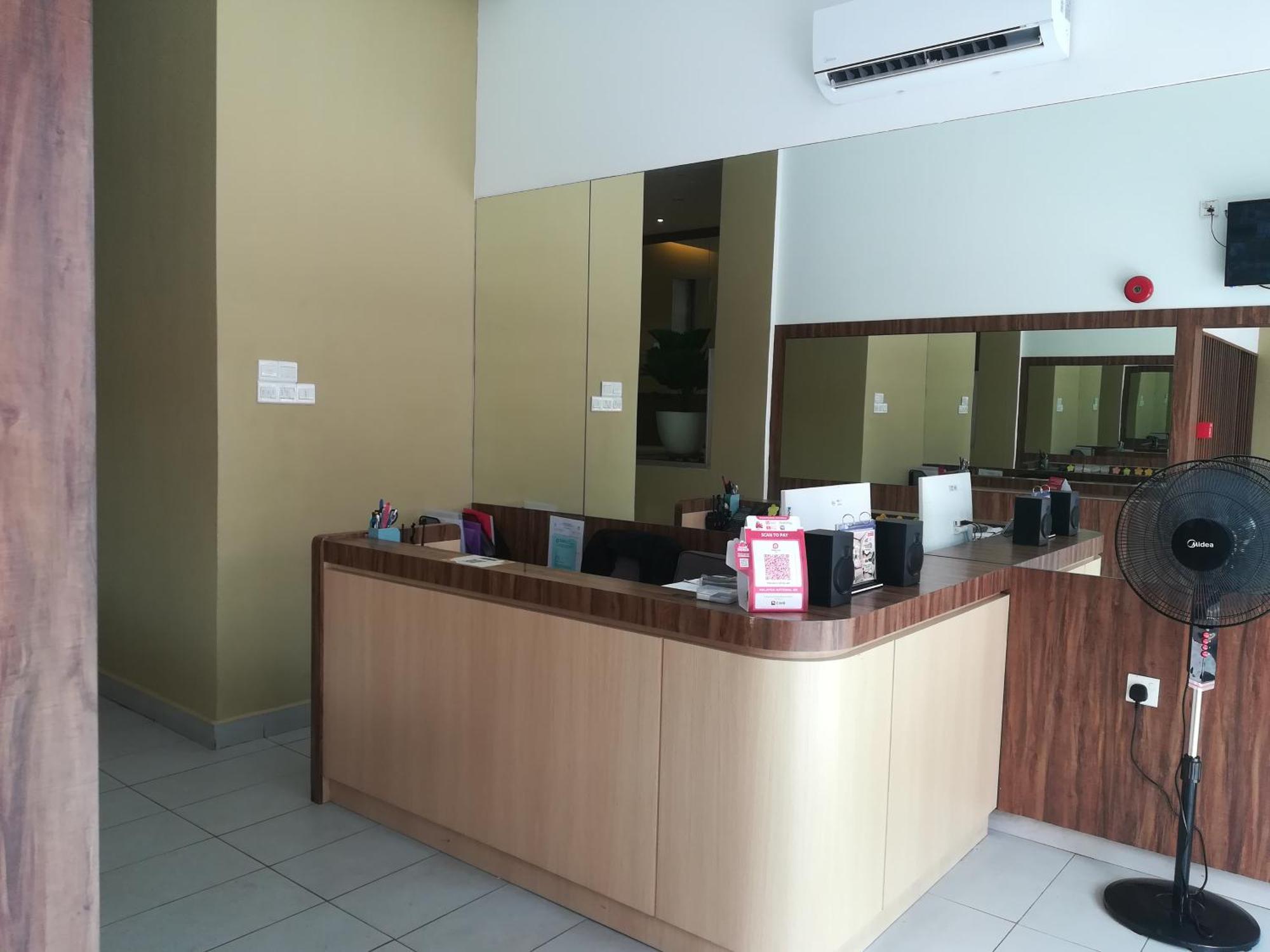 The Daily Hotel Kota Kinabalu Kültér fotó